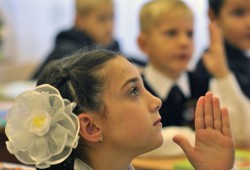 Школьникам Крыма и Севастополя будут читать программу на русском