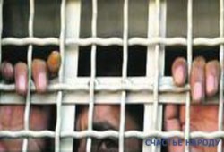 Заключенные в тюрьмах Калифорнии объявили голодовку