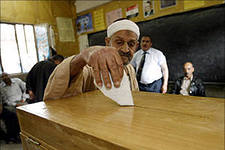 Впервые за 66 лет в Пакистане проведут парламентские выборы